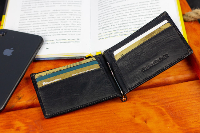 Стильне чоловіче шкіряне портмоне з затиском ST Leather В470 Чорний