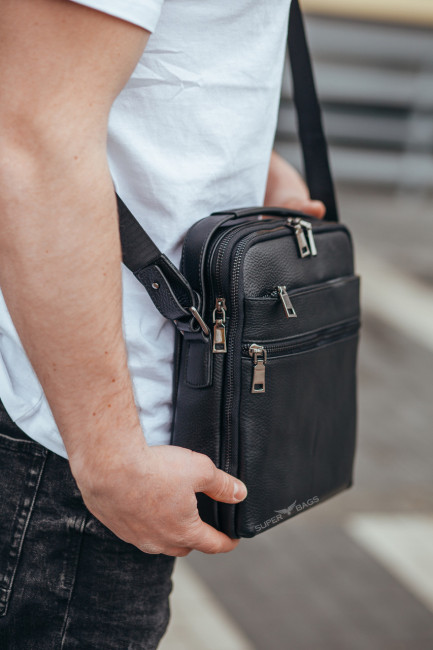 Шкіряна чоловіча чорна сумка Tiding Bag 412572