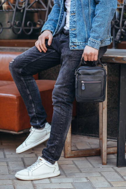 Шкіряна чоловіча чорна сумка через плече Tiding Bag LA3314-1BL