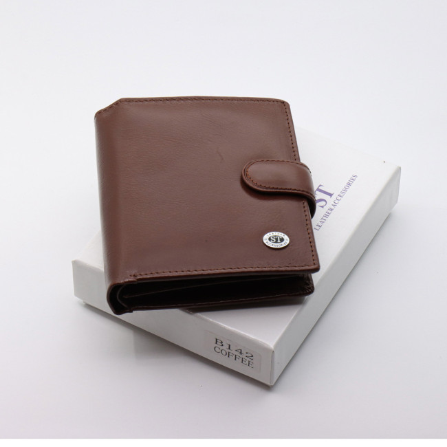 Вертикальне чоловіче портмоне з натуральної шкіри на кнопці ST Leather B142 Коричневий