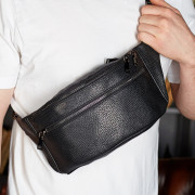 Чоловіча шкіряна бананка Tiding Bag 2354