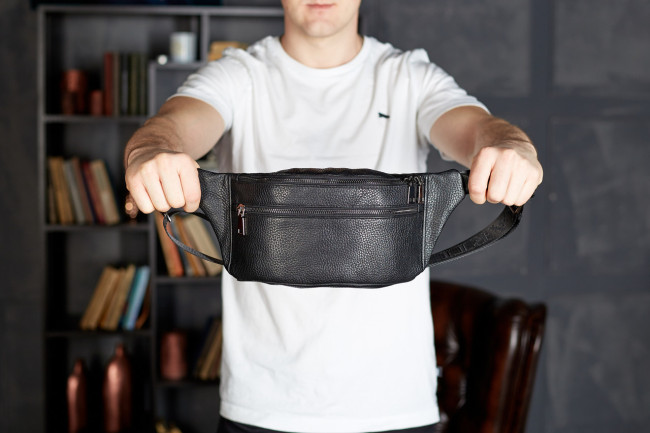 Чоловіча шкіряна бананка Tiding Bag 2354