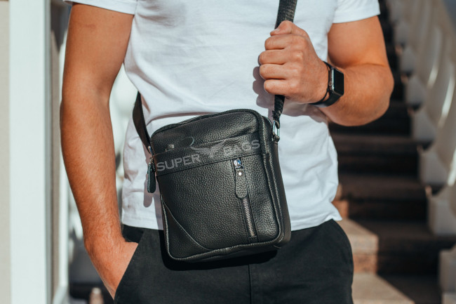 Класична чоловіча шкіряна сумка через плече Tiding Bag M38-10131A чорна