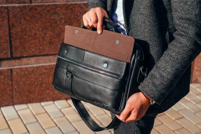 Офісна сумка-портфель чоловіча із натуральної шкіри Tiding Bag 14671-17 чорна