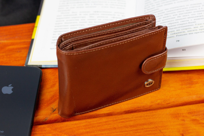 Чоловічий портмоне з натуральної шкіри ST Leather B141 Коричневий