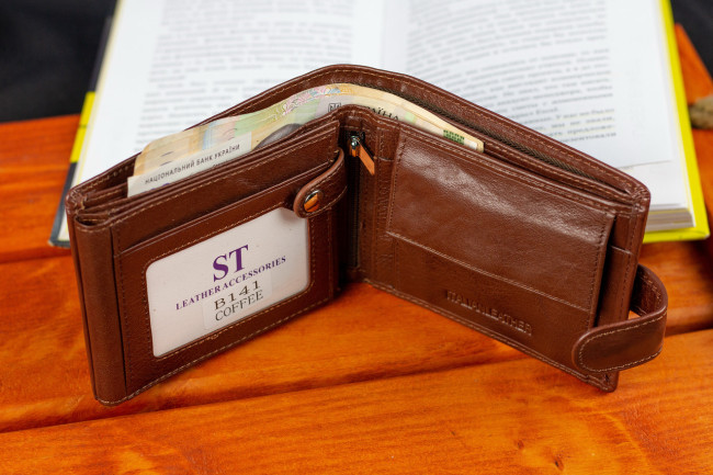 Чоловічий портмоне з натуральної шкіри ST Leather B141 Коричневий